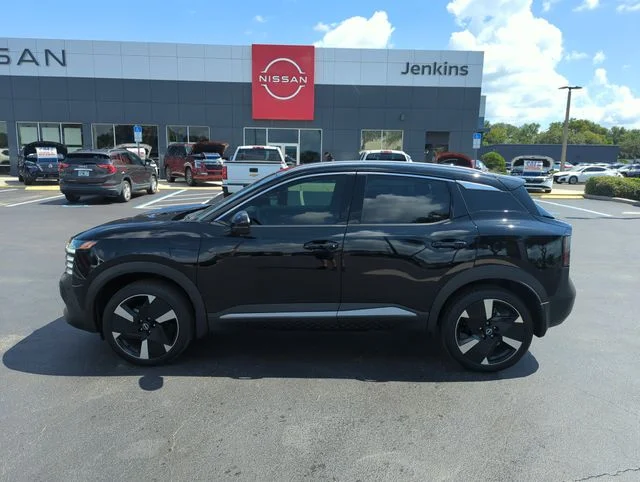 Used 2025 Black Nissan SR image 11