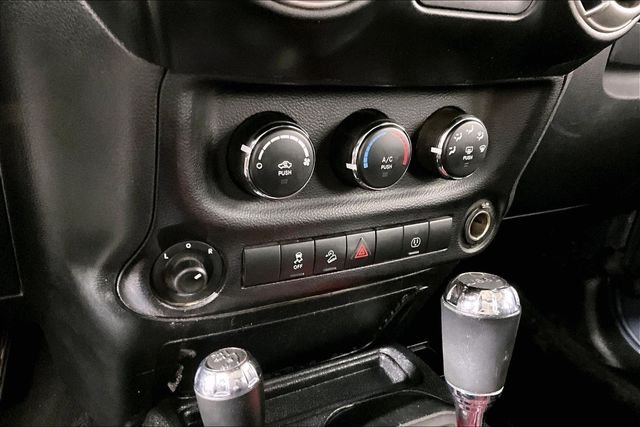 Used 2017 Black Jeep Unlimited Rubicon image 13