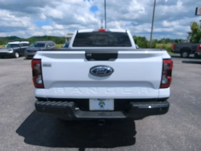 Used 2025 White Ford XLT image 8