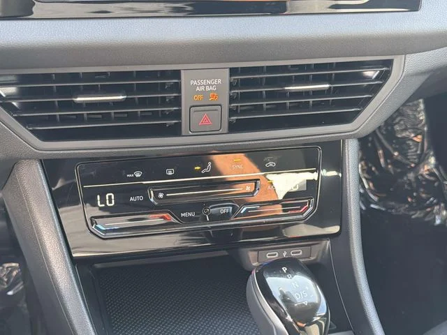 New 2026 White Volkswagen 1.5T S image 24