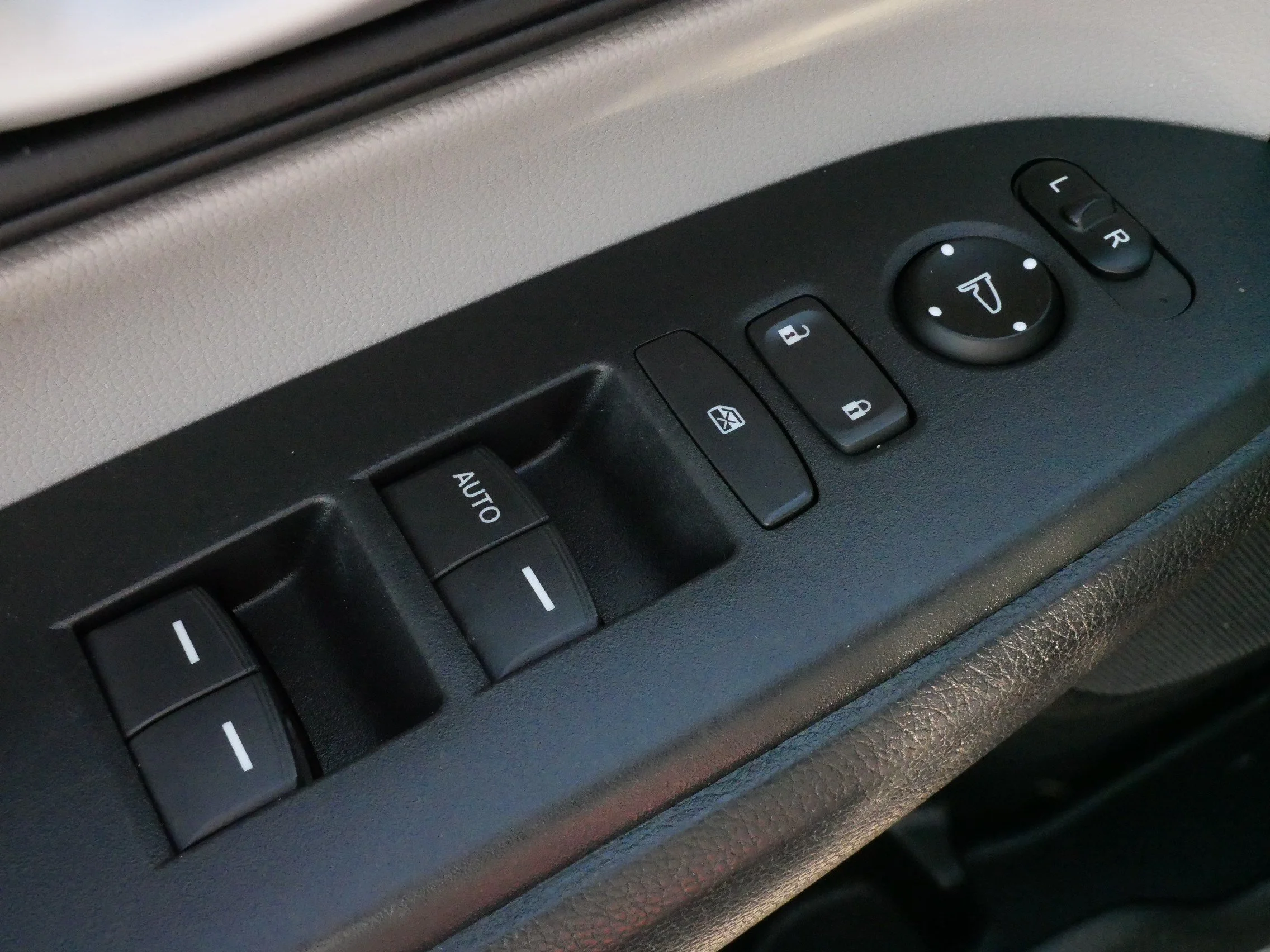 2018 Honda CR-V LX - Photo 19