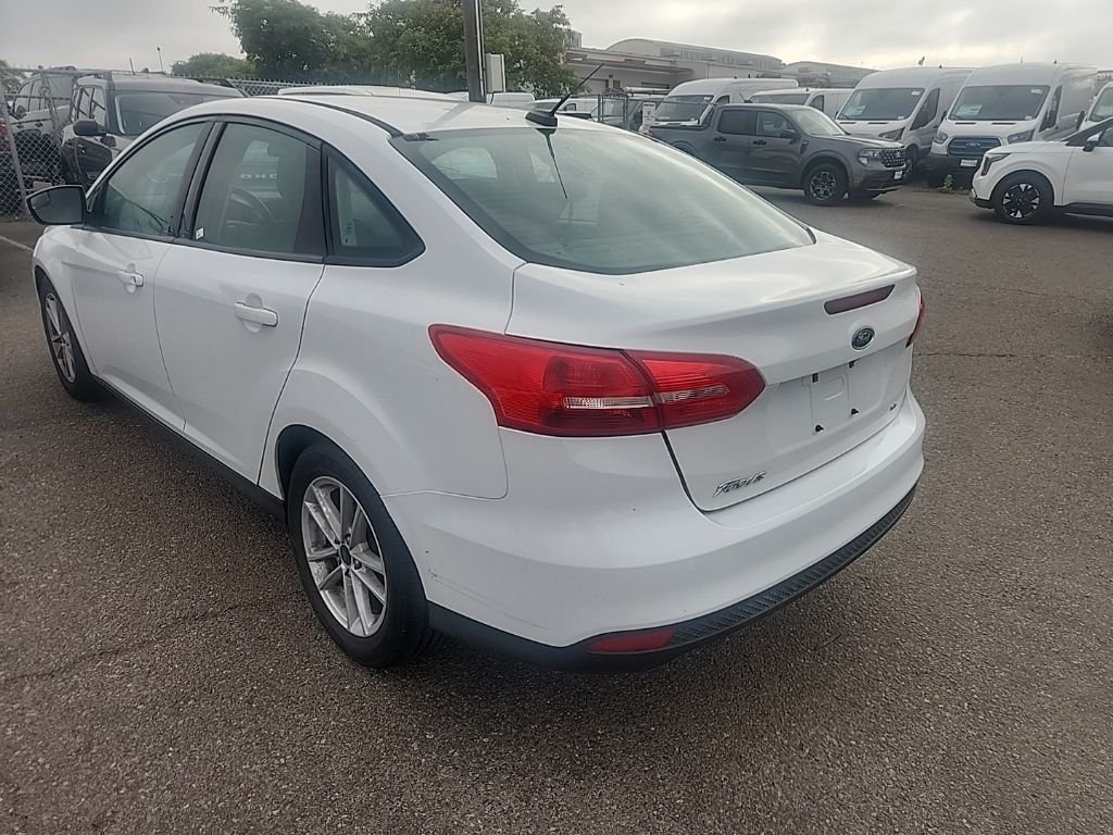 Used 2018 White Ford SE image 10