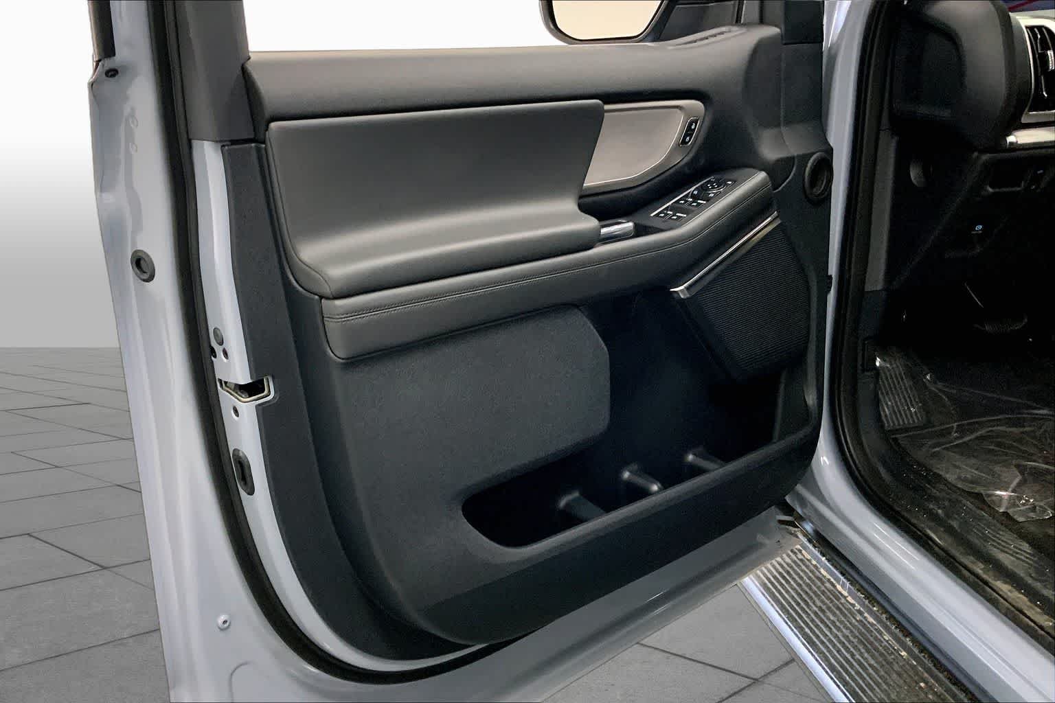 New 2026 Glacier Gray Metallic Tri-Coat Ford Active image 10