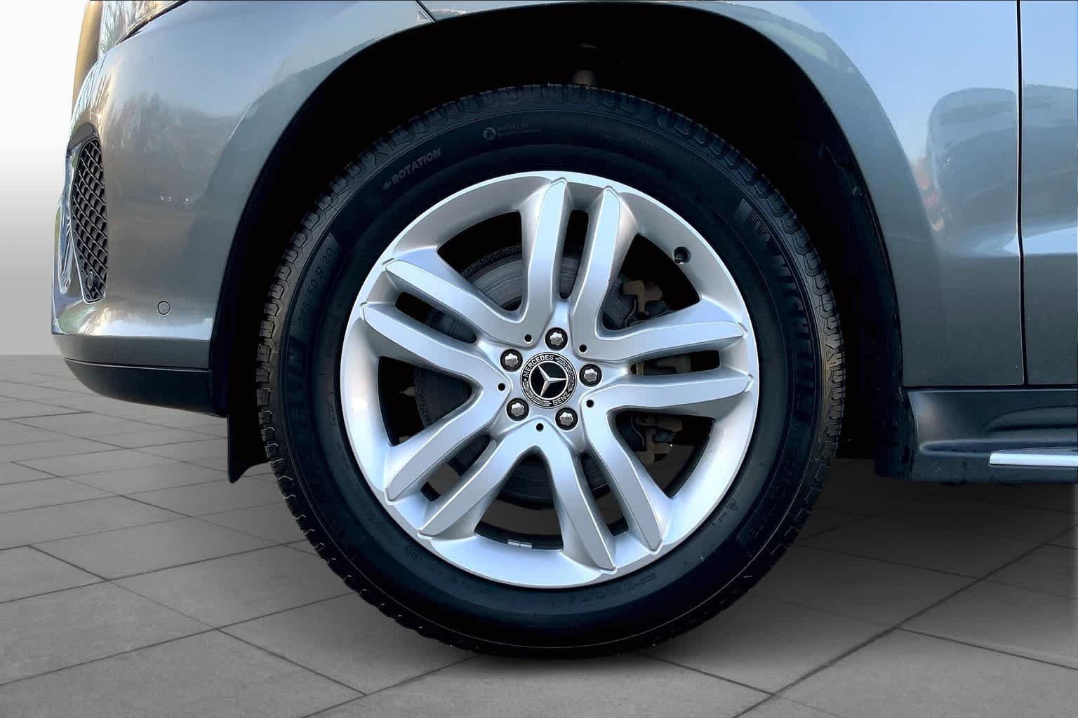 Used 2017 Selenite Grey Mercedes-Benz GLS 450 image 11