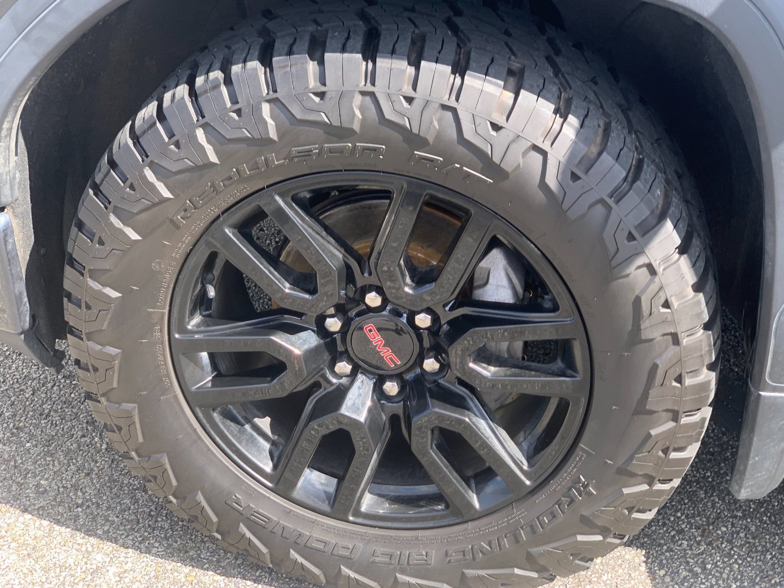 Used 2021 Blue GMC Elevation image 31