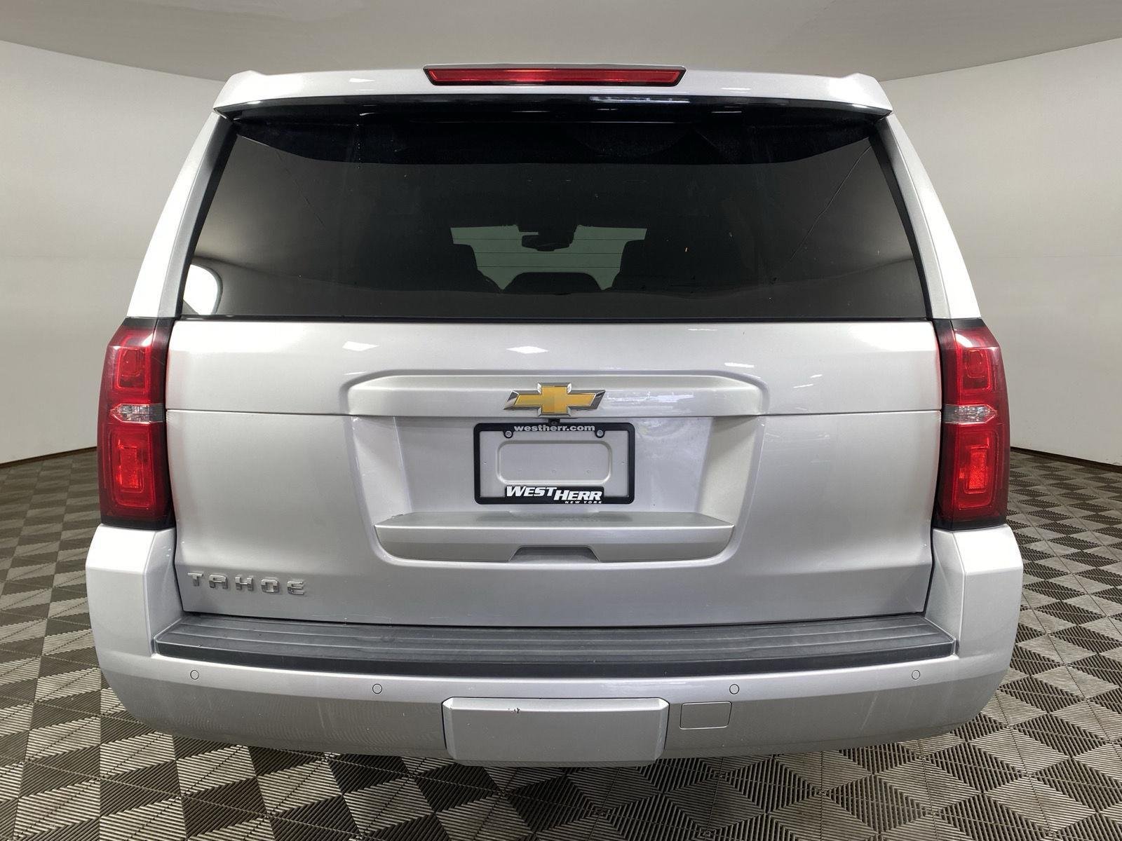 Used 2020 Silver Ice Metallic Chevrolet LT image 6