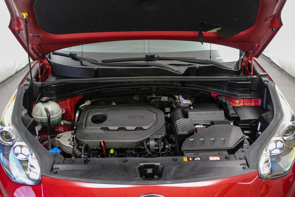 Used 2020 Red Kia LX image 31