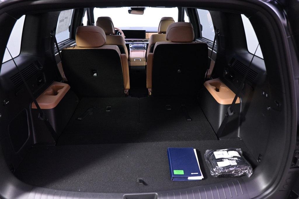 New 2026 Phantom Black Hyundai Limited AWD image 19