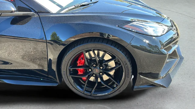 Used 2026 Black Chevrolet Z06 image 42