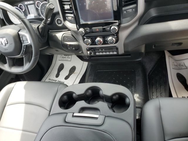 New 2026 Bright White Clearcoat RAM Tradesman image 21