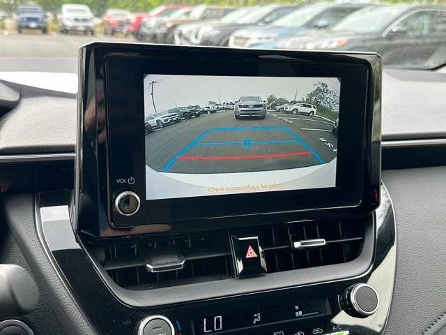 Used 2023 White Toyota Core image 29
