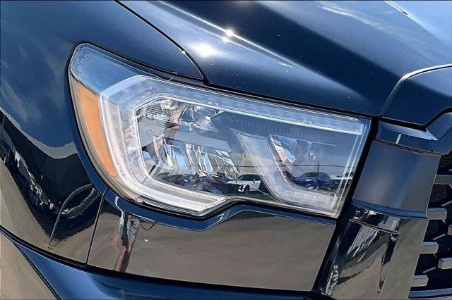 Certified Used 2020 MIDNIGHT BLACK METALLIC Toyota  image 27