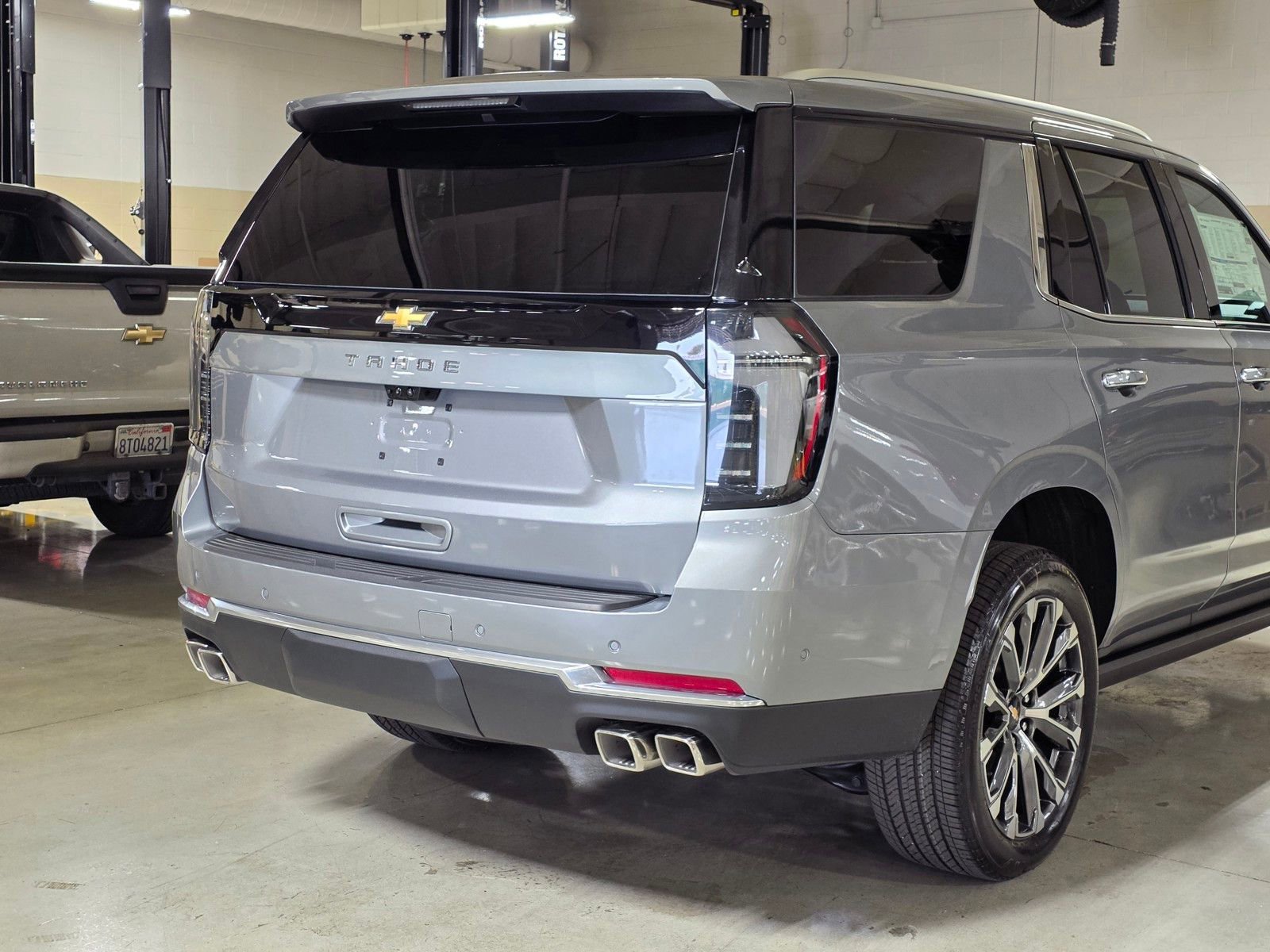 New 2026 Sterling Gray Metallic Chevrolet High Country image 11