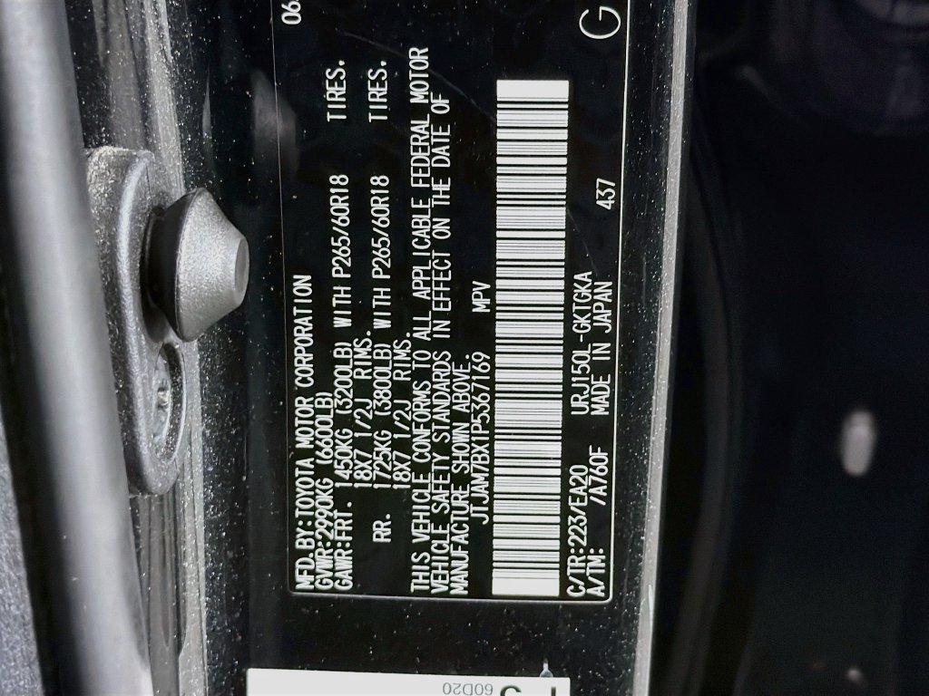 Used 2023 Black Lexus 460 image 33