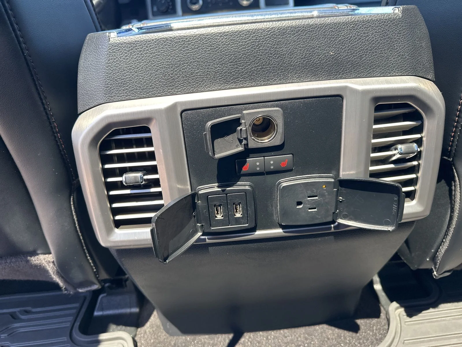Used 2020 Black Ford Platinum image 28