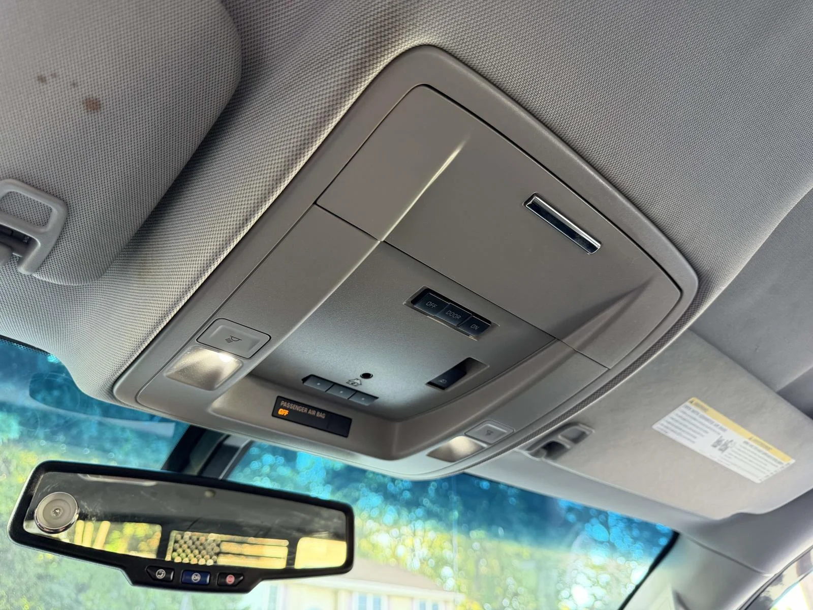 Used 2014 White GMC SLT image 32