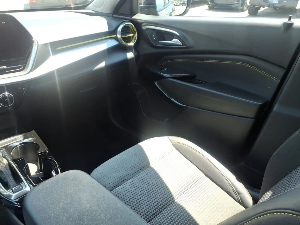 Used 2024 Black Chevrolet LT image 23