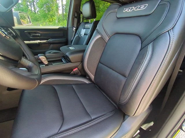 New 2026 Diamond Black Crystal Pearl-Coat Exterior Paint RAM RHO image 27