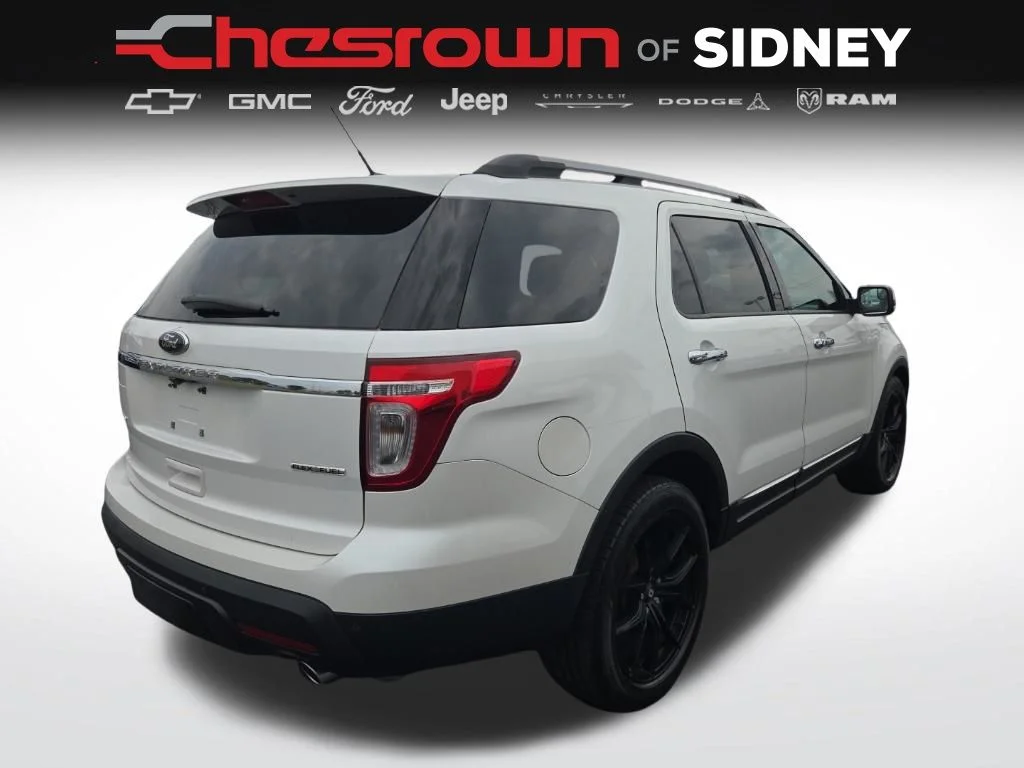 Used 2014 White Ford Limited image 5