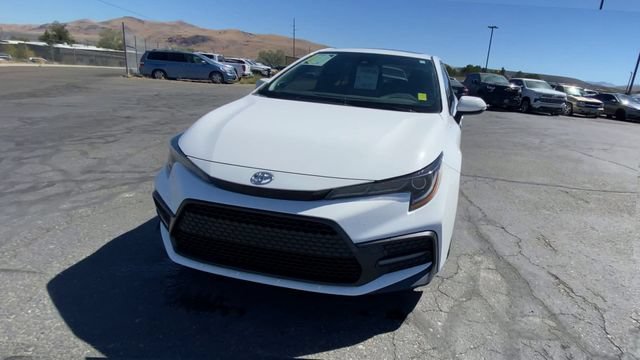 Used 2021 White Toyota SE image 3