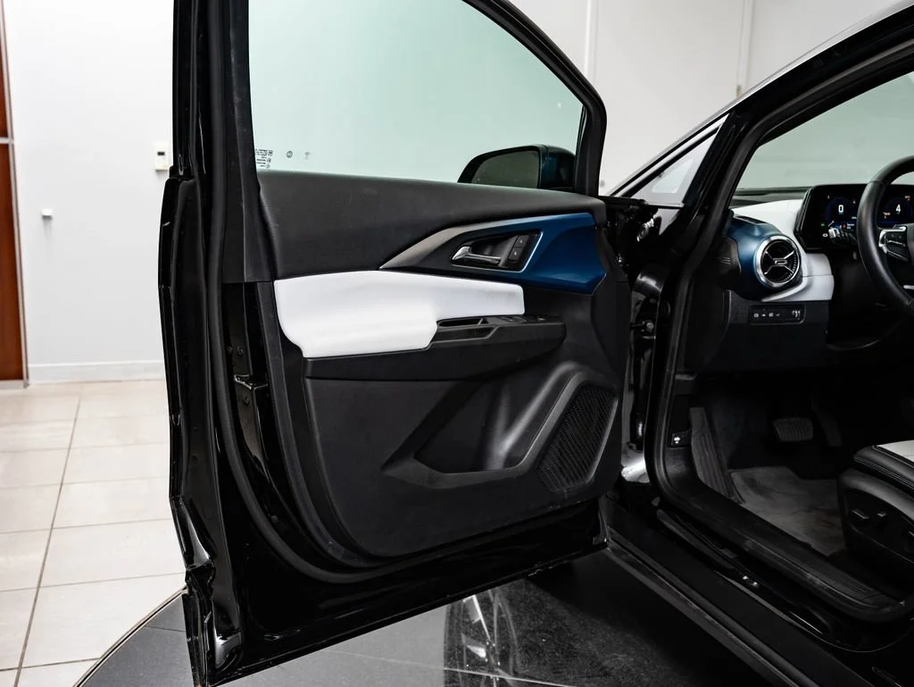 Used 2025 Black Chevrolet LT image 26