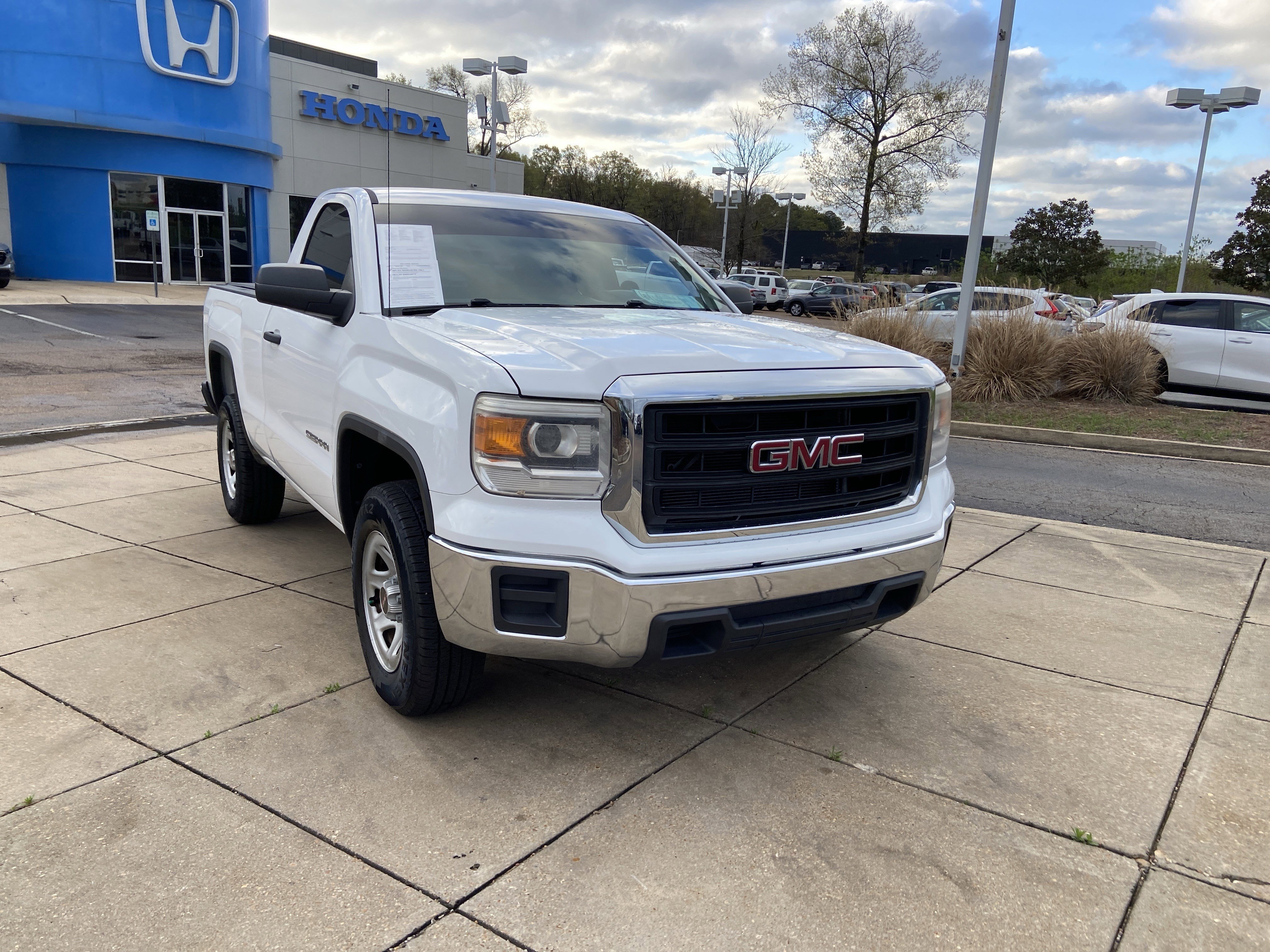 Used 2014 GMC Sierra 1500 1SA with VIN 1GTN1TEC1EZ383778 for sale in Ridgeland, MS
