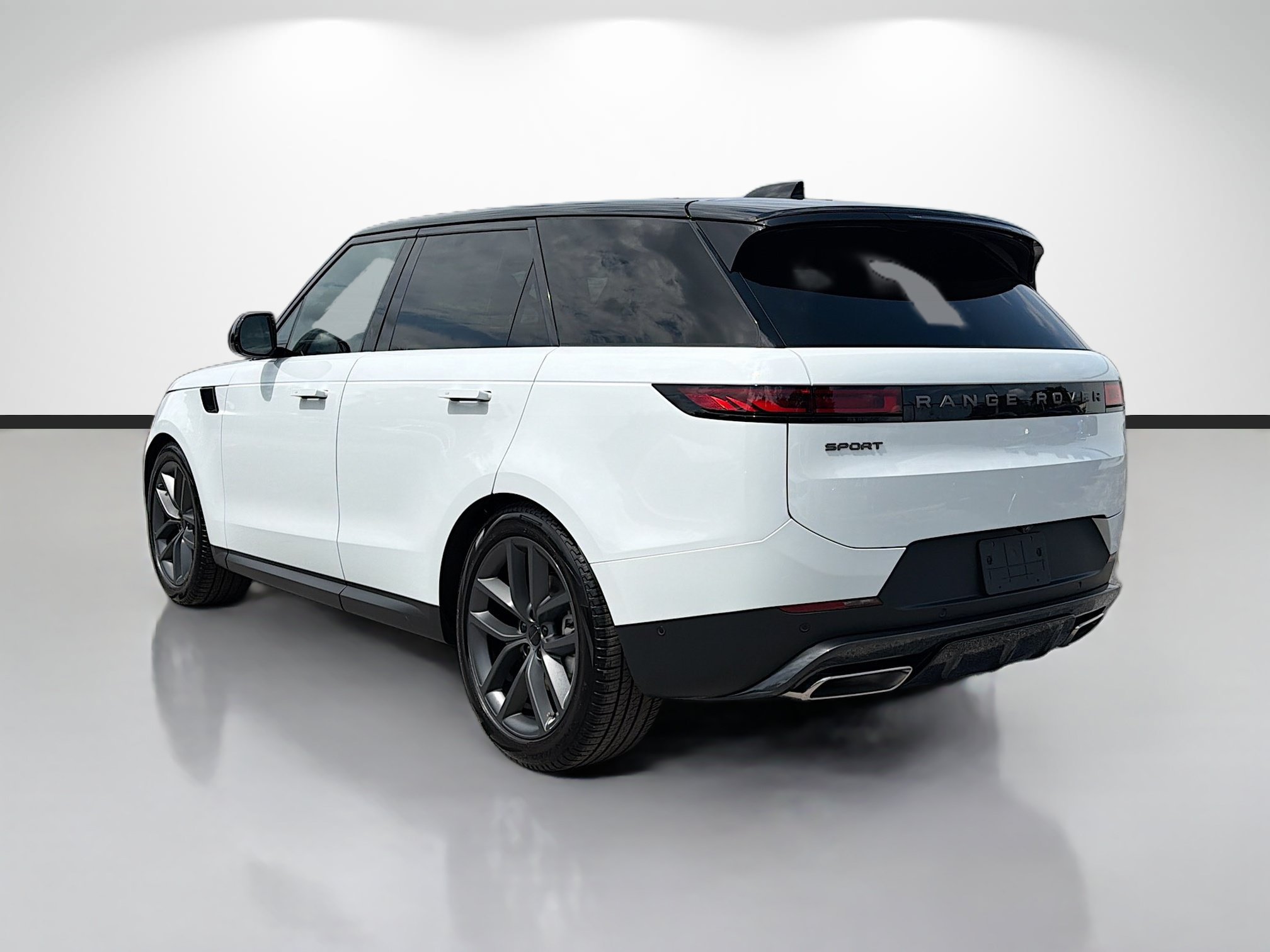 New 2026 Fuji White Land Rover SE image 3