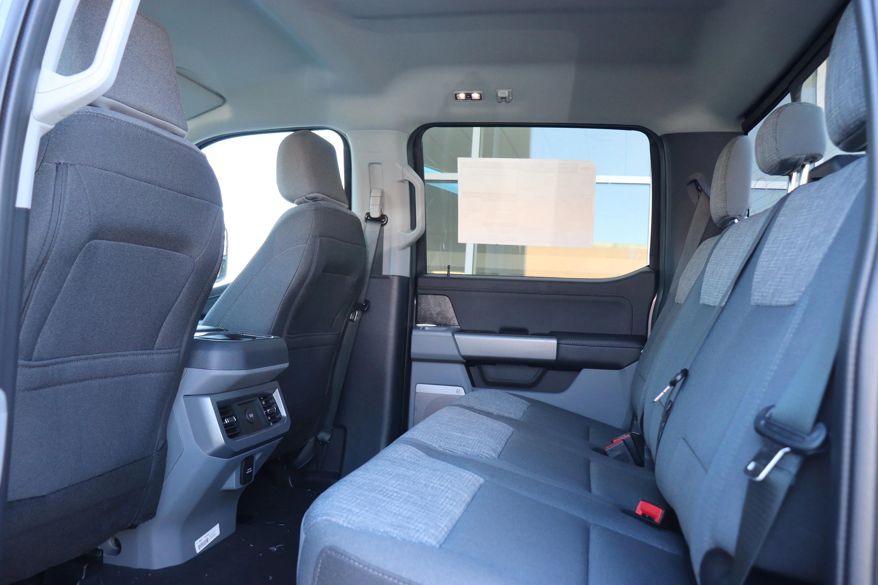 New 2026 Carbonized Grey Metallic Ford XLT image 11
