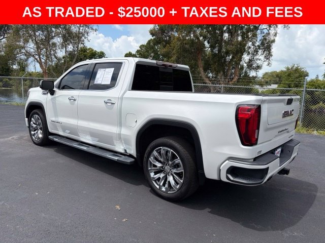 Used 2020 White GMC Denali image 4