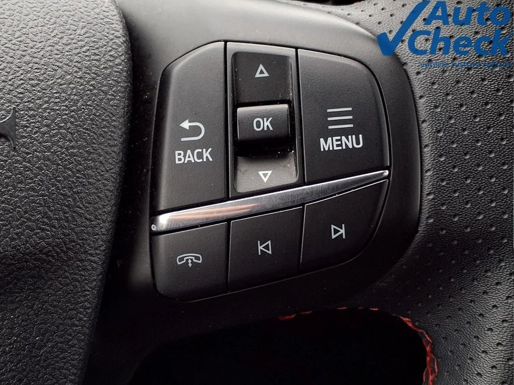 Used 2025 Gray Ford ST-Line image 21