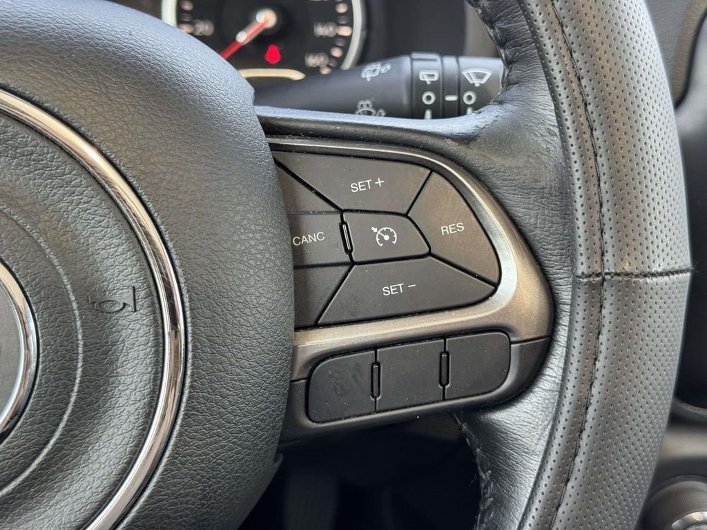 Used 2019 Blue Jeep Limited image 23