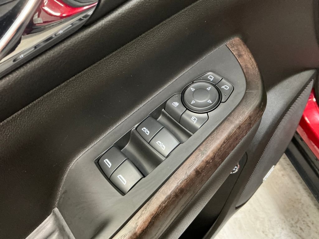Used 2023 Red GMC Denali image 16