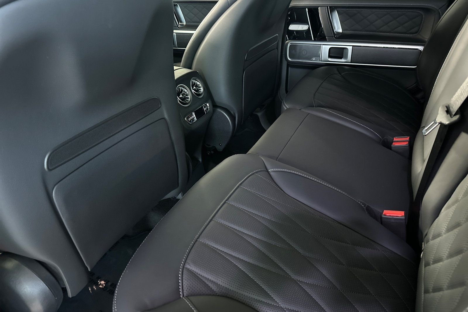 New 2027 Brown Mercedes-Benz G 63 AMG® image 11