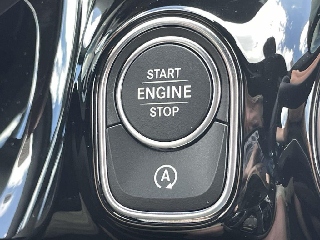 New 2026 Mountain Grey Metallic Mercedes-Benz GLA 250 image 36