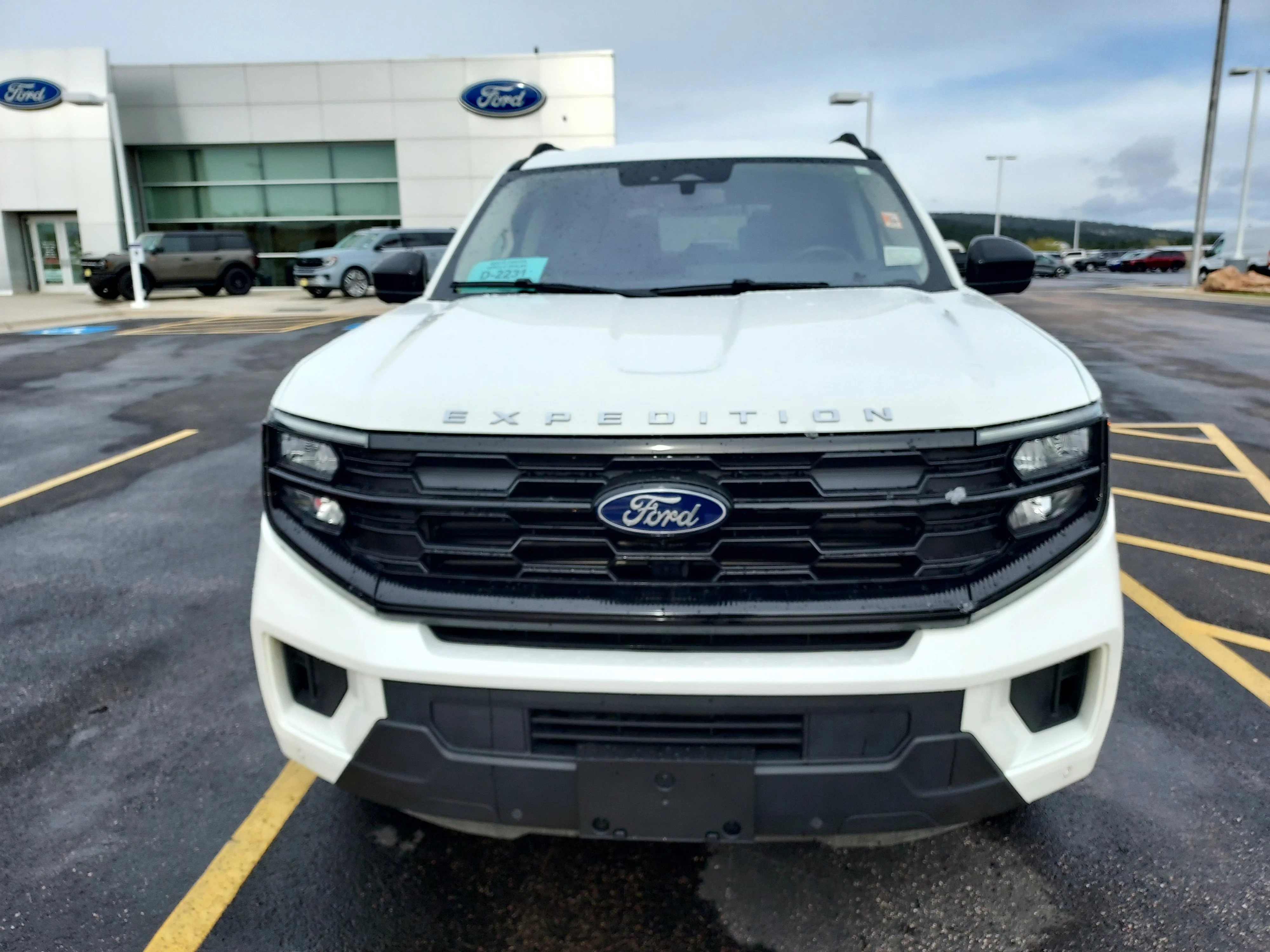 Used 2025 White Ford Active image 12