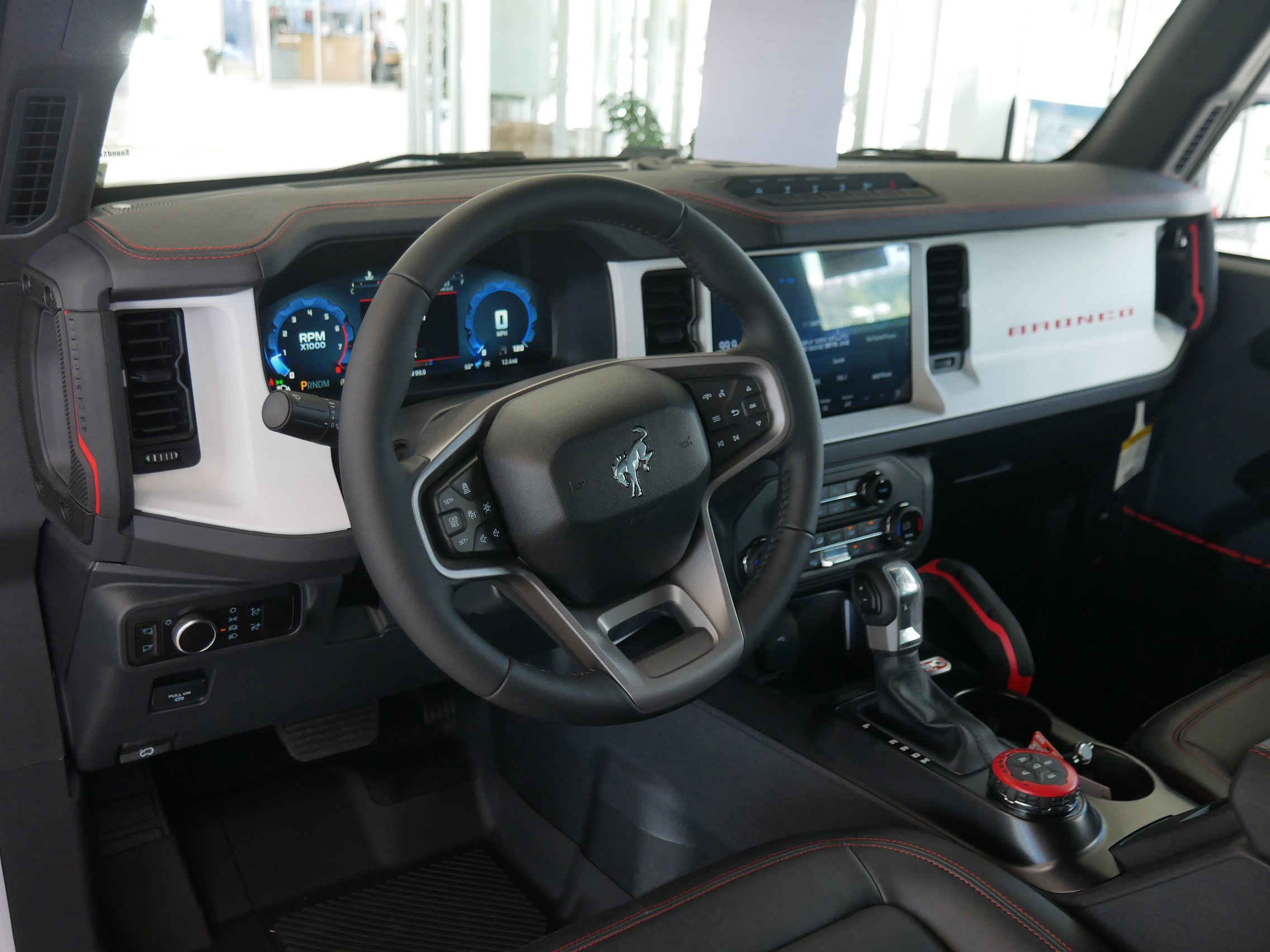 2025 Ford Bronco 2-Door Stroppe