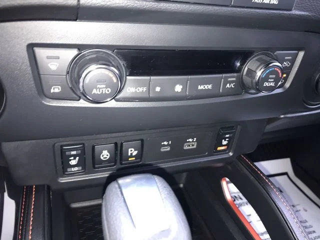Used 2023 White Nissan PRO-4X image 16