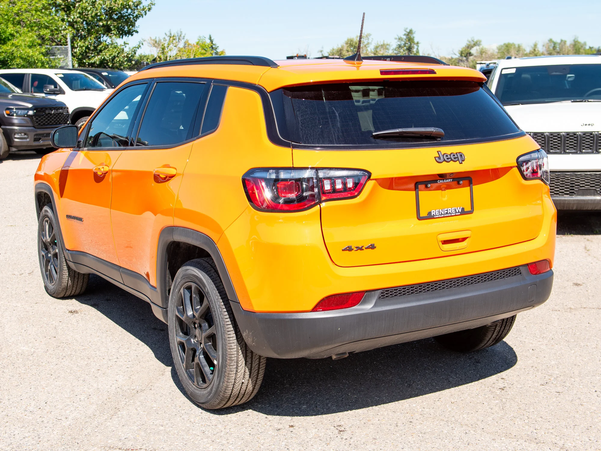 New 2026 joose Jeep North* image 3