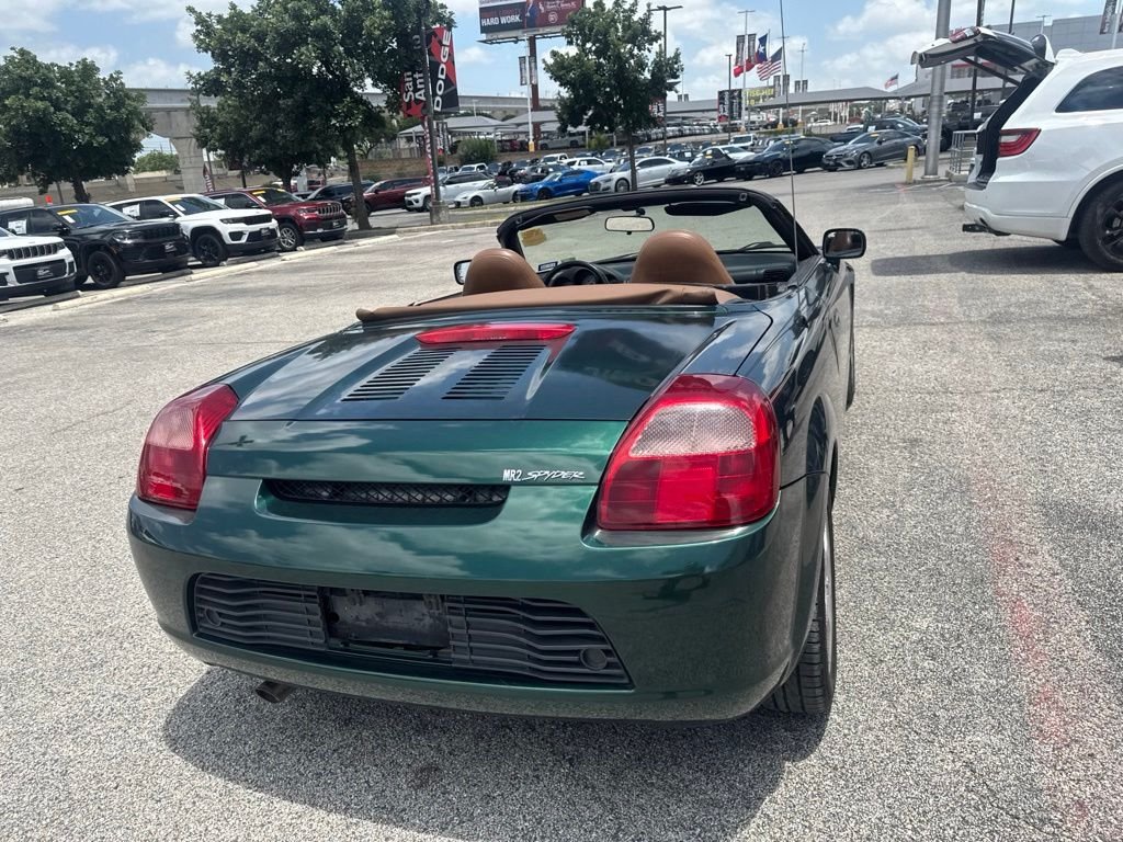 Used 2002 Green Toyota Base image 22
