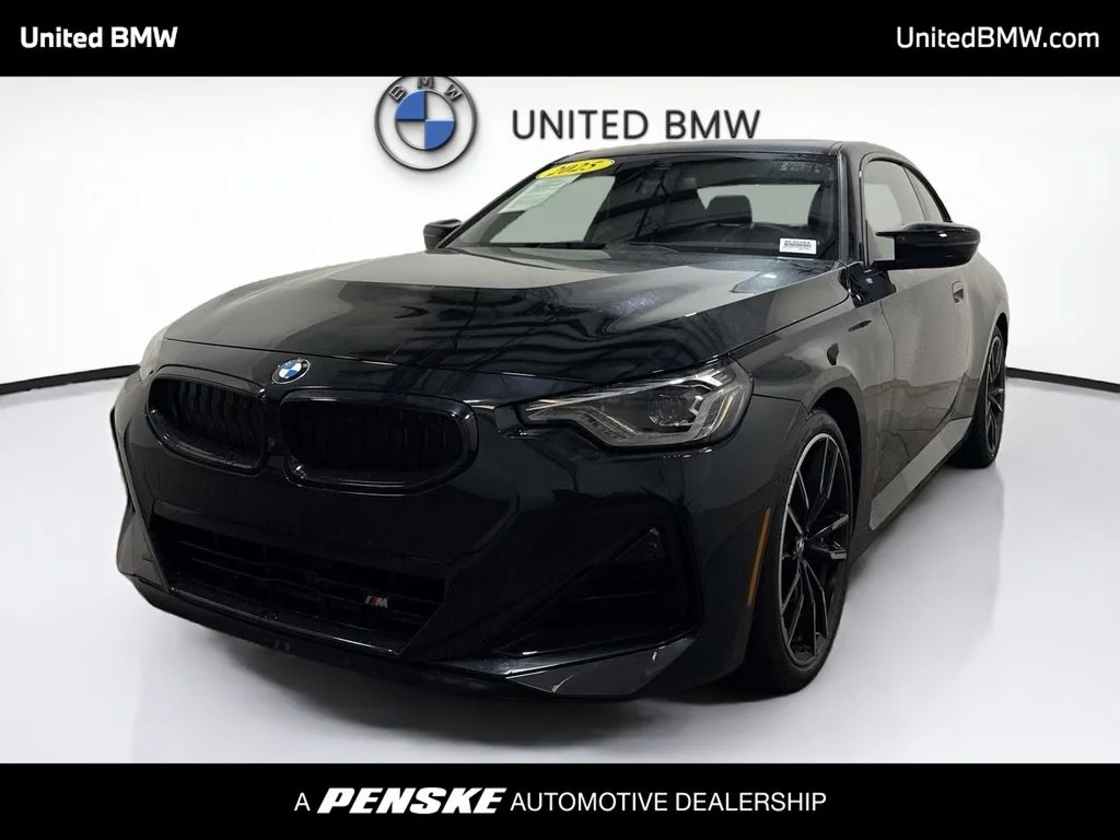 2025 BMW 2 Series M240i Coupe's photo