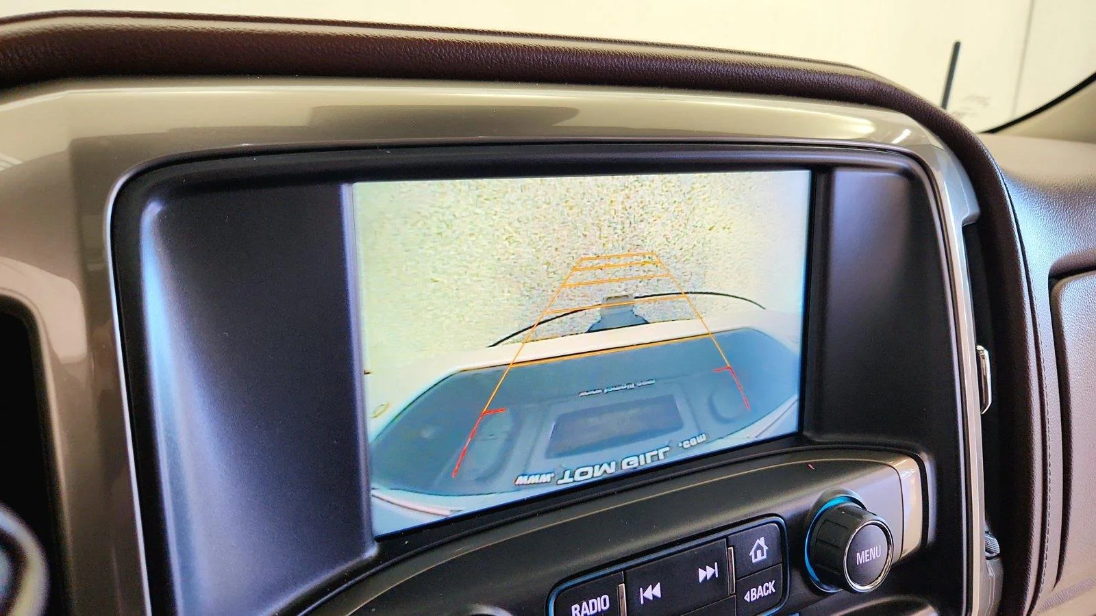 Used 2016 IRIDESCENT PEARL TRICOAT Chevrolet High Country image 22