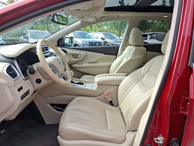 Used 2016 Red Nissan Platinum image 14