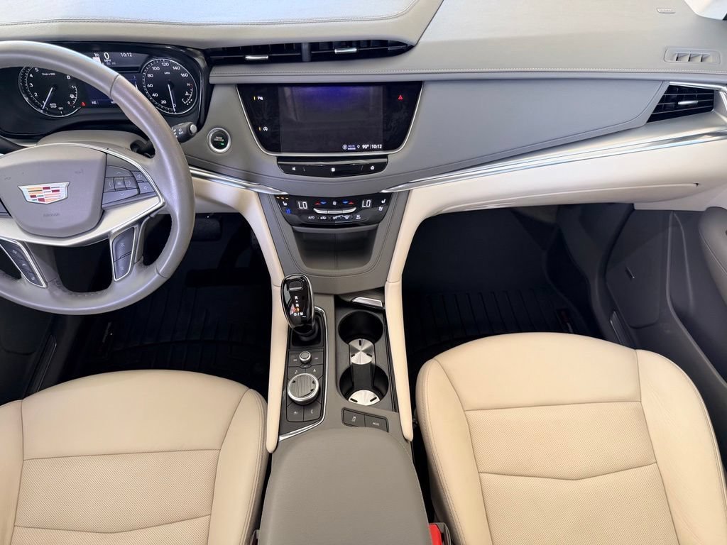 Used 2021 STELLAR BLACK METALLIC Cadillac FWD Premium Luxury image 15