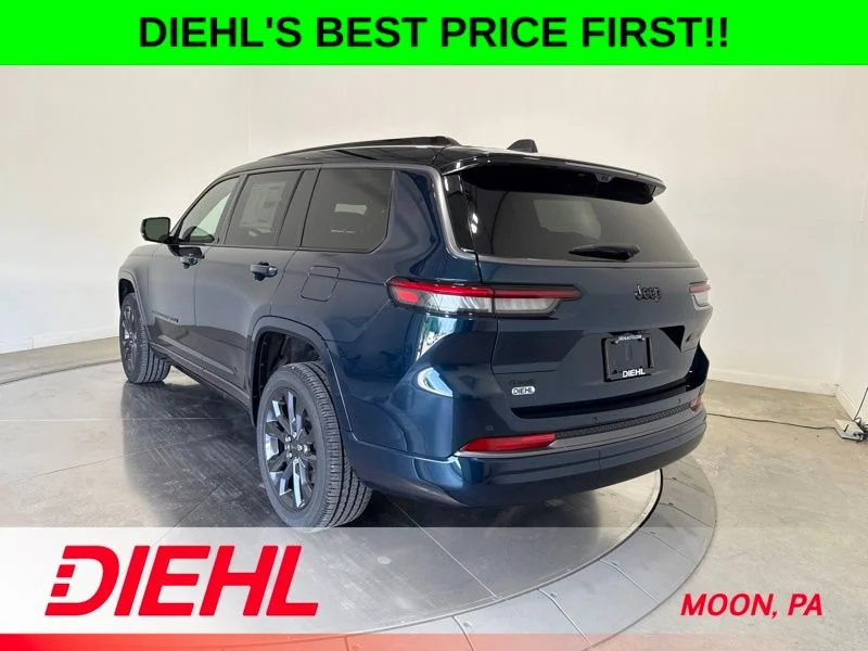 New 2026 Fathom Blue Pearl-Coat Exterior Paint Jeep Limited image 5