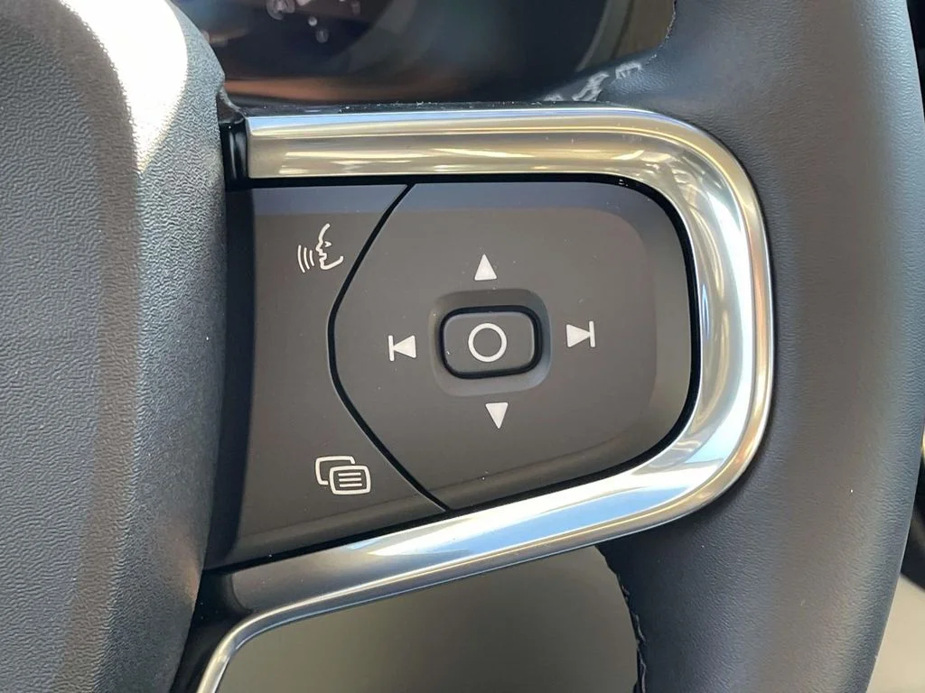 New 2026 Crystal White Volvo Plus image 11