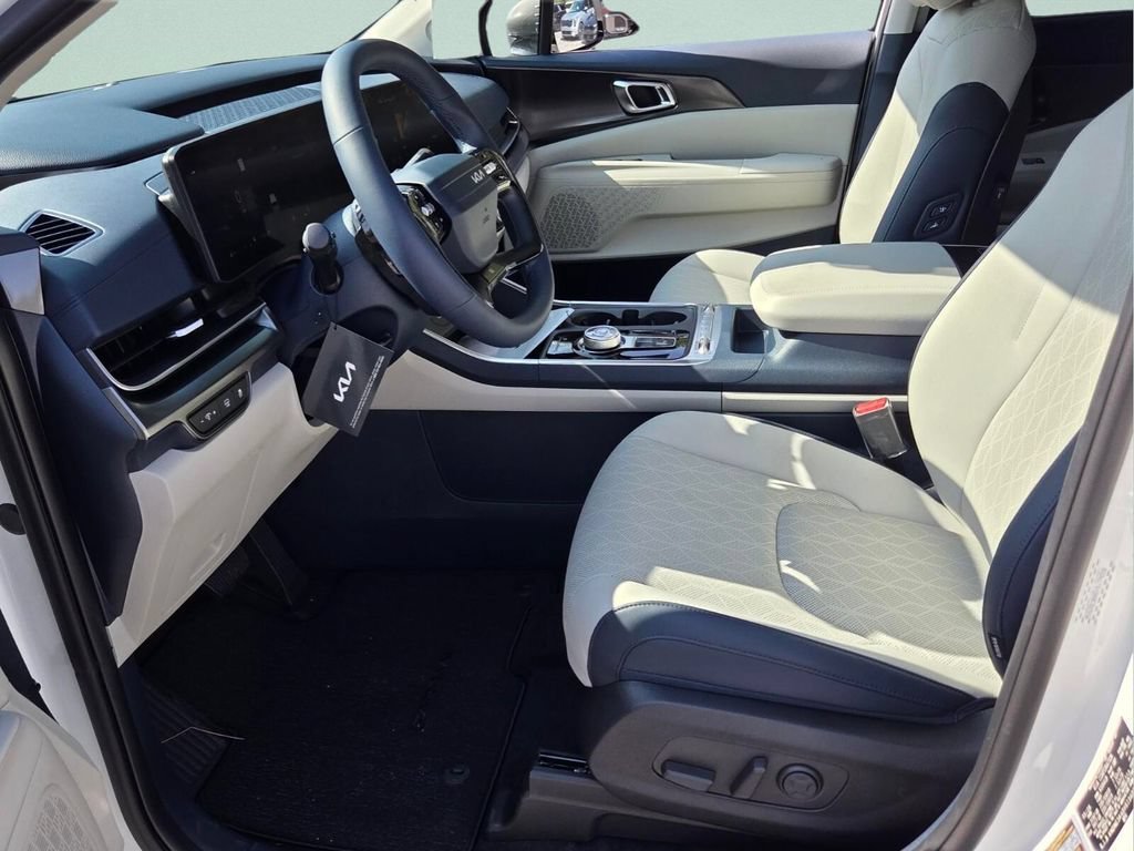 New 2027 Snow White Pearl Kia SX image 10