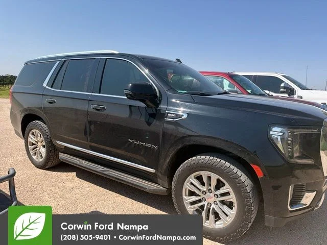 Used 2021 Black GMC SLT image 3
