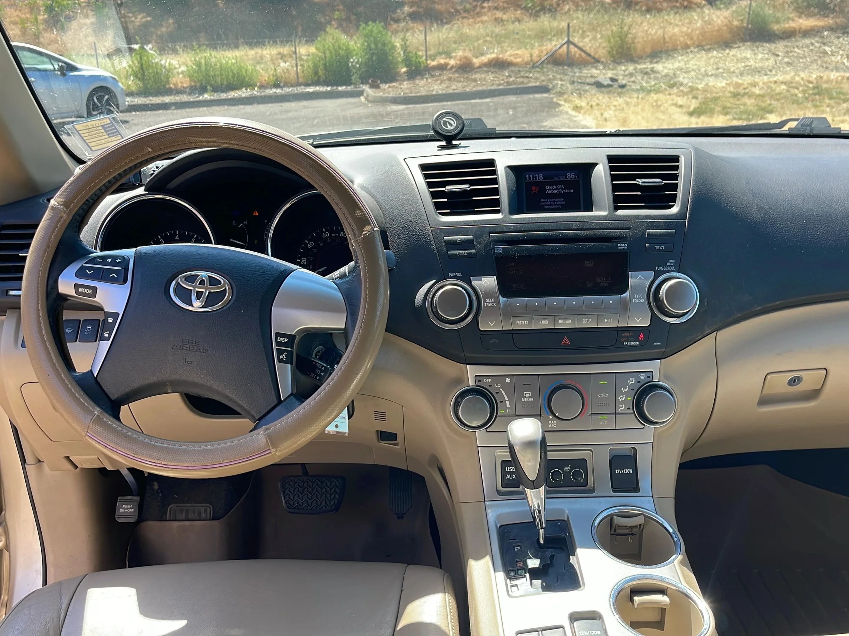 2012 Toyota Highlander SE - Photo 11