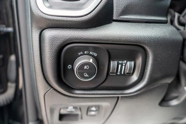 Used 2022 Black Ram Laramie image 23