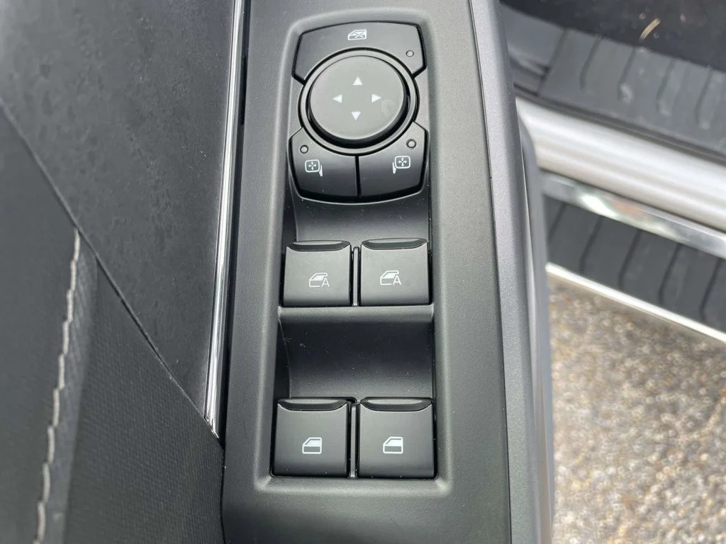 New 2026 White Ford XLT image 16